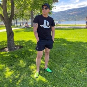 Meet your Posher, Chris